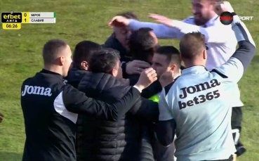 Със страхотен гол Иван Минчев разпечата мрежата на Берое