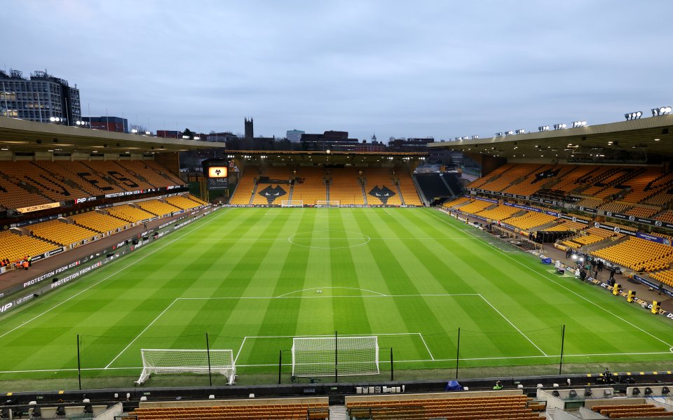 НА ЖИВО: Уулвърхемптън - Ливърпул, съставите