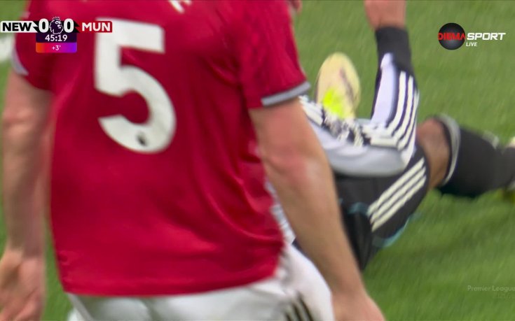 Домакините останаха с човек по-малко