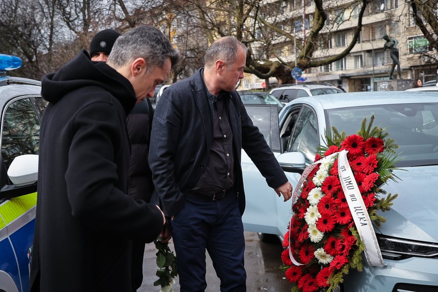 Поклонение на Георги Велинов1