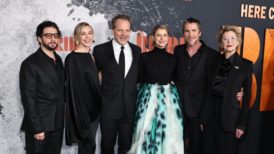 „Булката!“: Когато модерният прочит на Франкенщайн се превърне в чудовищна бъркотия