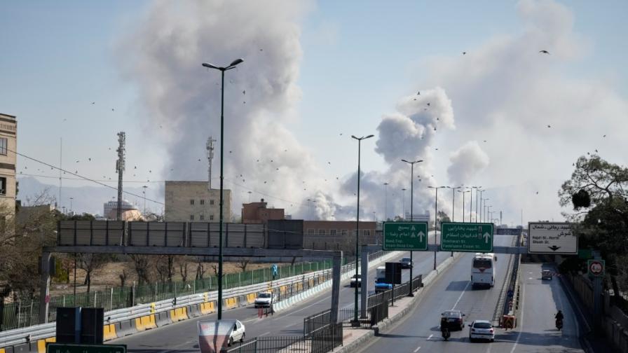 Иран: Нашият народ е брутално избиван