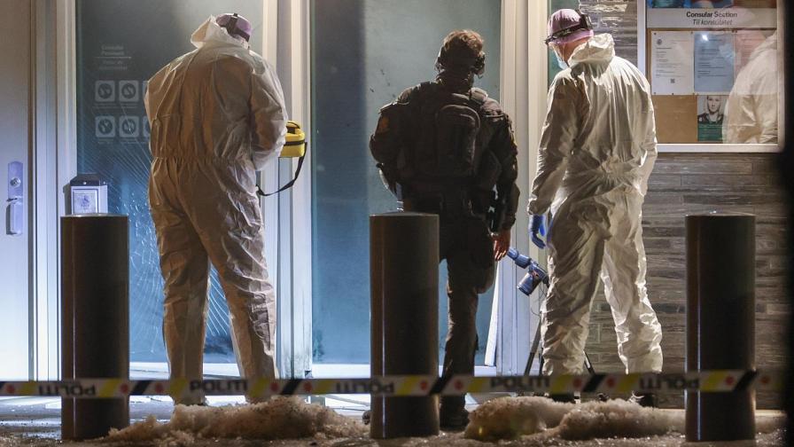 Разследващи пред американското посолство в норвежката столица Осло