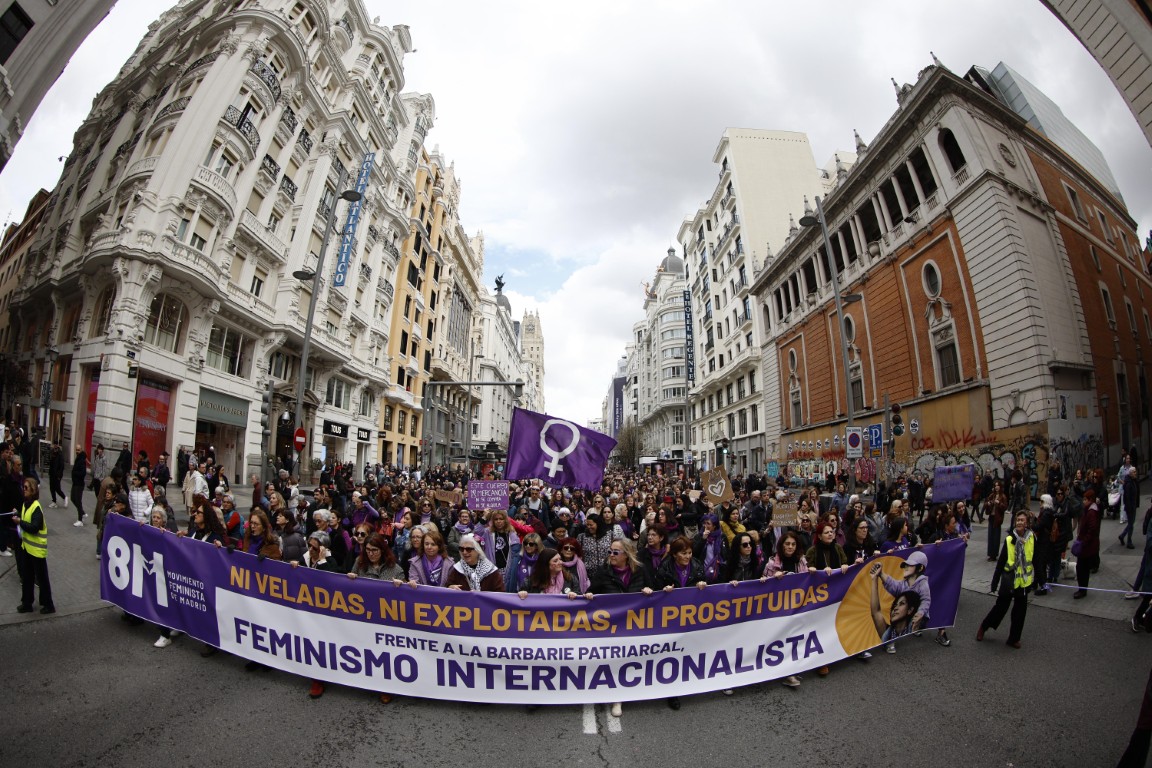 Хиляди протестираха по света за правата на жените