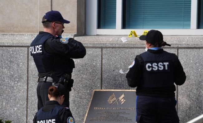 <p>Въоръжени атакуваха мисия на САЩ в Канада</p>