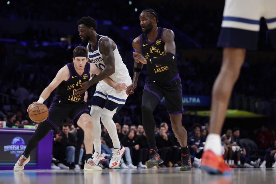 Лос Анджелис Лейкърс Минесота Тимбъруулвс1