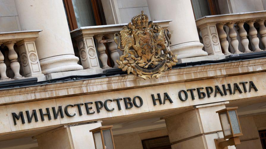 Гръцкият министър на отбраната Никос Дендиас е на посещение у нас