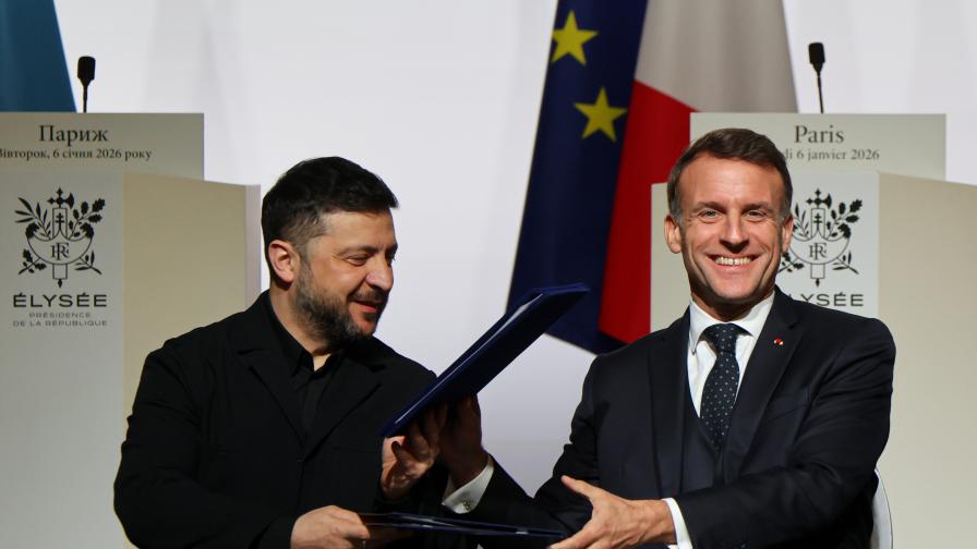 Среща в Париж: Макрон и Зеленски обсъждат нови действия срещу Русия
