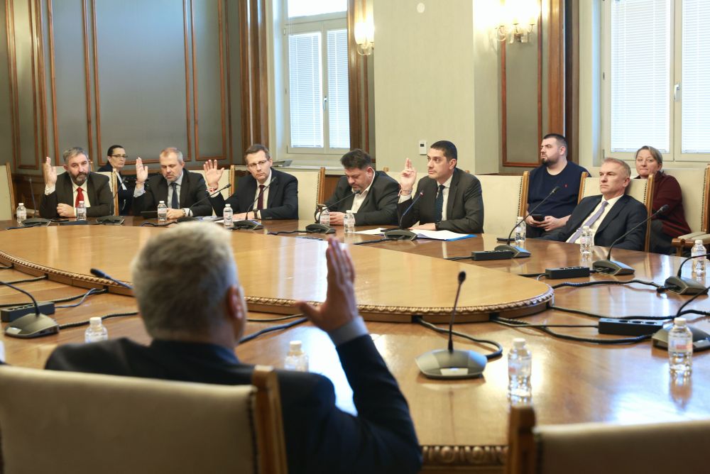 Комисията по отбрана подкрепи присъединяването на България към Съвета за мир