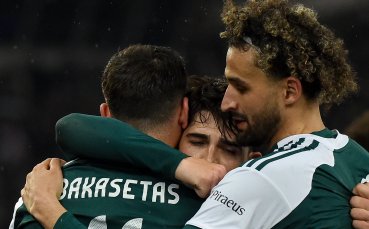 Панатинаикос излъга Бетис с дузпа, двата тима завършиха с по 10 души