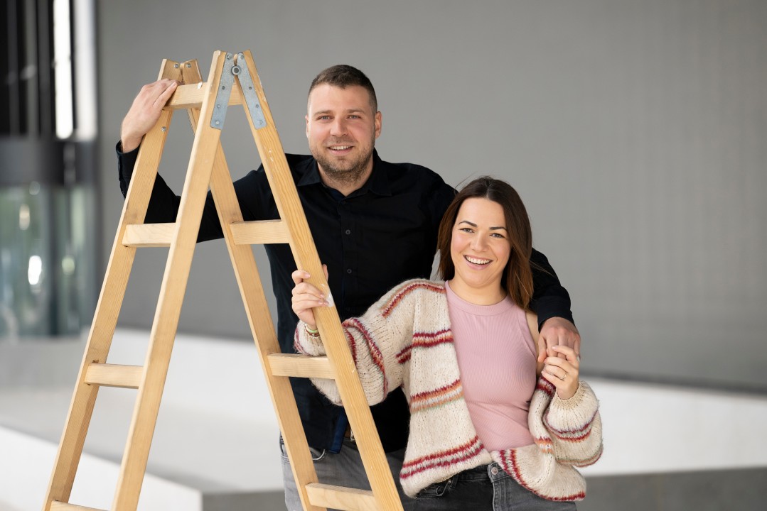 Елена и Мартин взимат съдбоносно решение в новия епизод на “Борба до ключ: Home2U срещу INclusive”