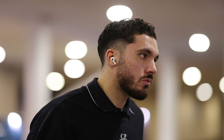 Райан Шерки сравни футболната топка с котката си