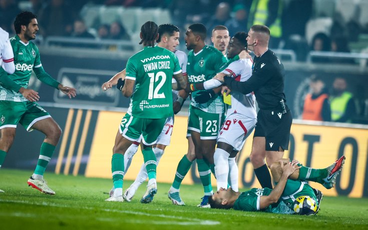 Реферът от Лудогорец - ЦСКА ще свири на Левски, 