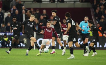 Манчестър Сити се спъна в биткаджийски Уест Хем, Арсенал посяга към титлата