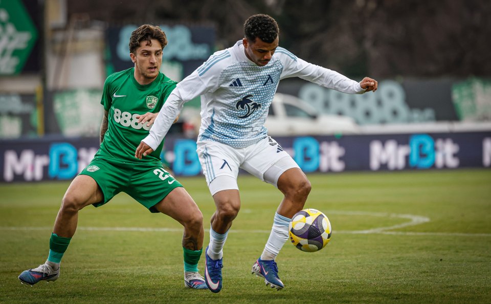 Берое Левски1