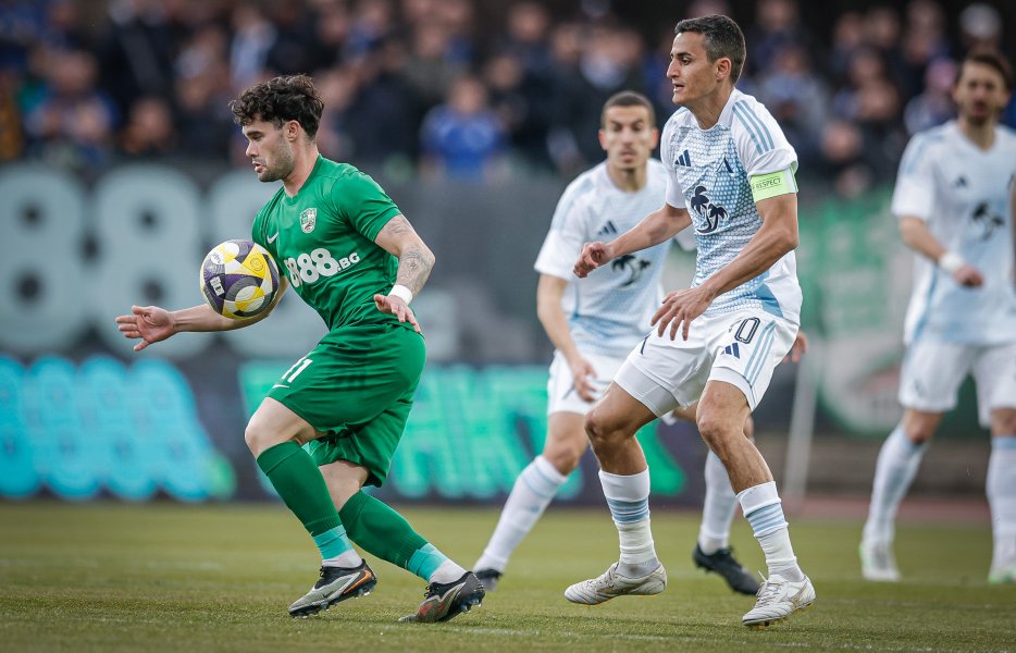 Берое Левски1