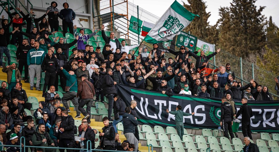 Берое Левски1