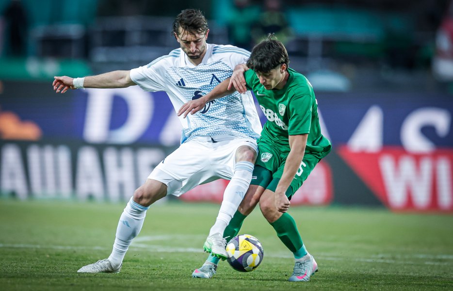 Берое Левски1