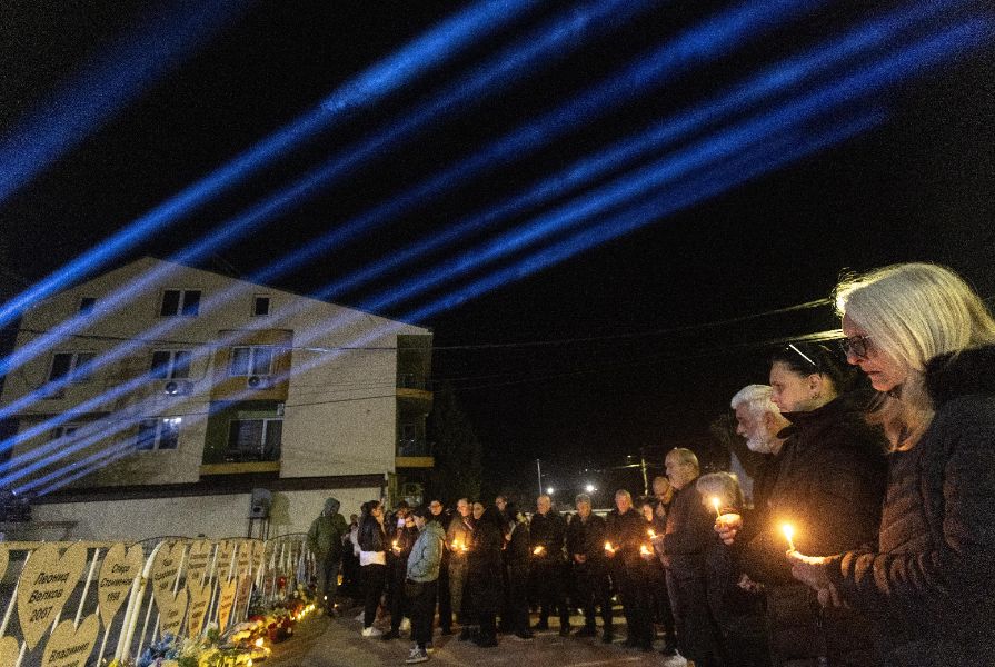 <p>Година след трагедията в дискотека "Пулс" в Кочани.</p>