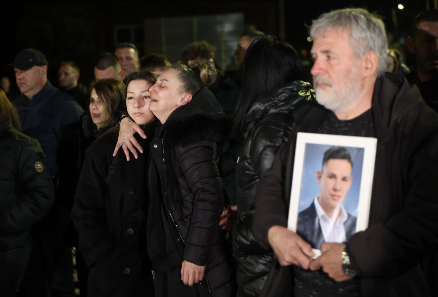 <p>Година след трагедията в дискотека "Пулс" в Кочани.</p>