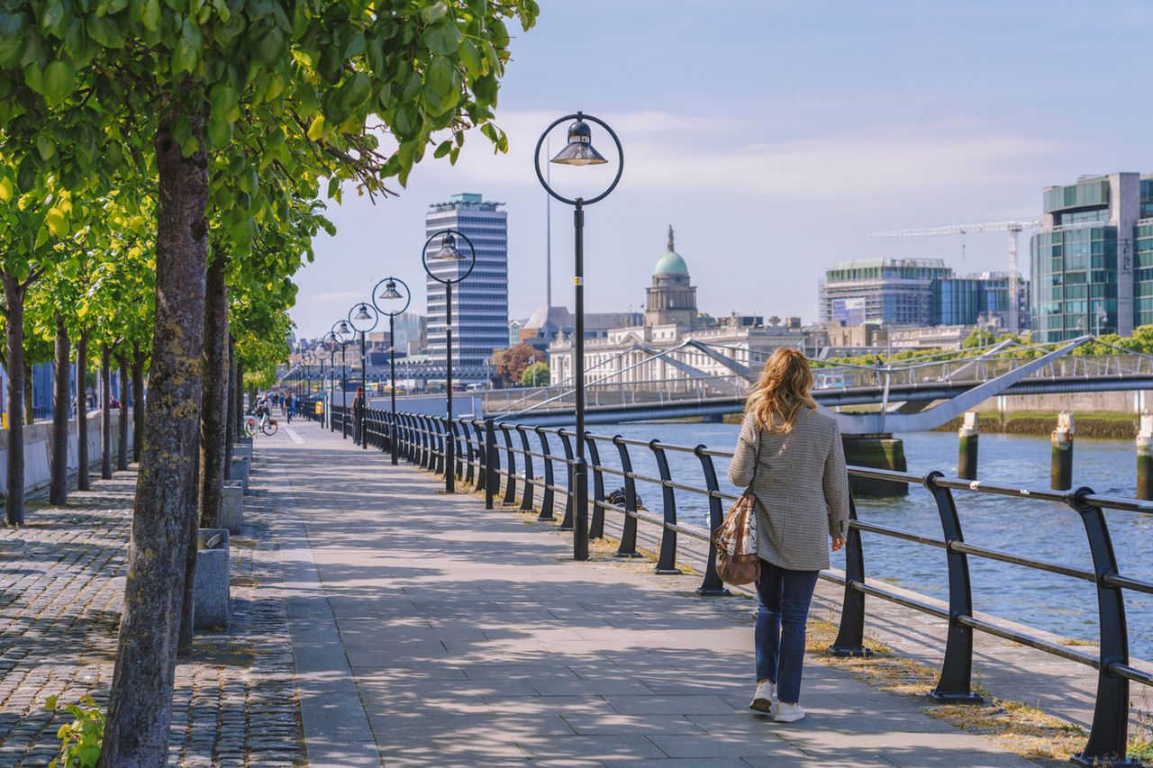 БезГранично: Пътеводител за новия живот в Ирландия през 2026 г.