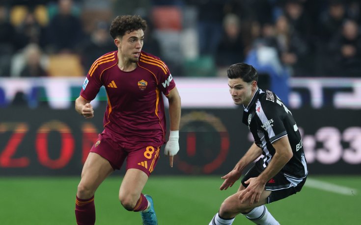 Кошмарно! Крадци нахлуха в апартамента на играч на Рома, заключиха цялото семейство, докато ги обират