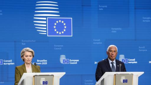 ЕС настоява Украйна да пусне руския петрол по "Дружба"