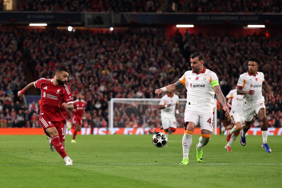 Ливърпул Галатасарай1