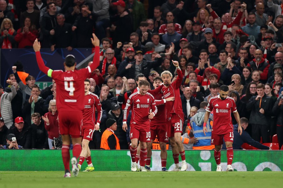 Ливърпул Галатасарай1