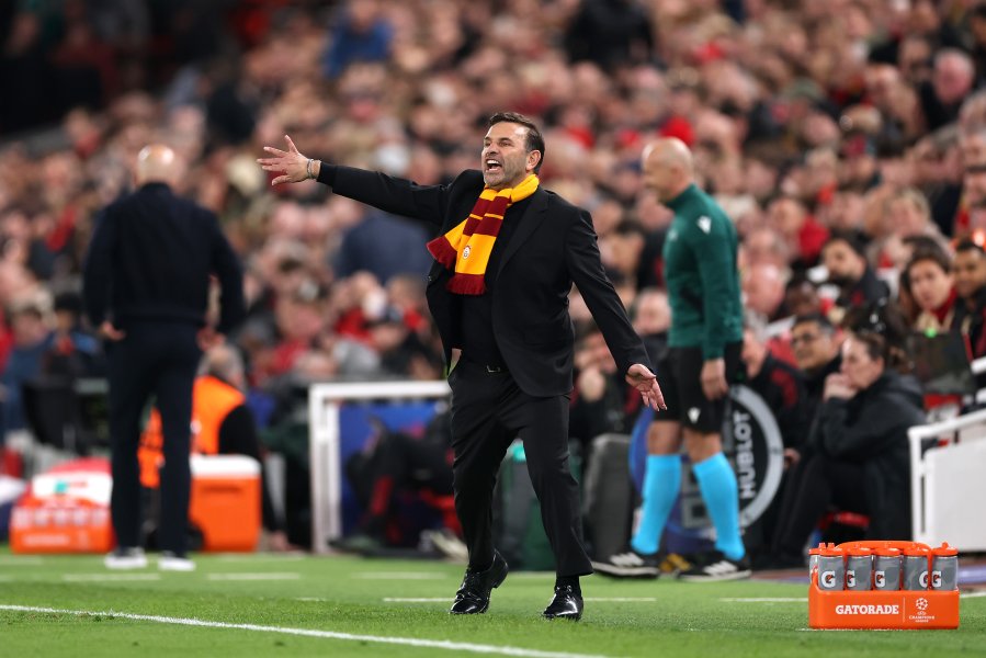 Ливърпул Галатасарай1