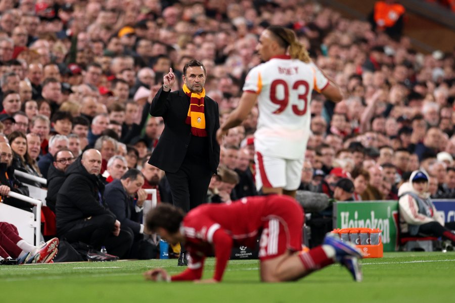 Ливърпул Галатасарай1