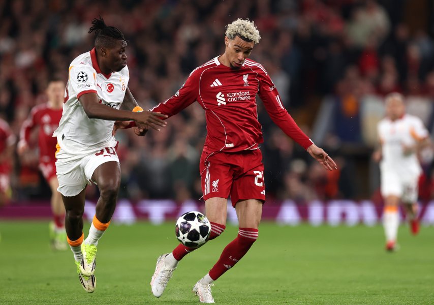 Ливърпул Галатасарай1