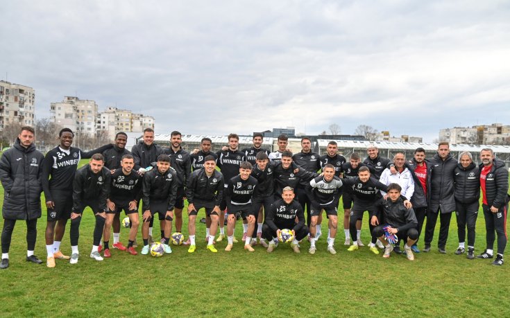 Локомотив Пловдив с историческа тренировка в 