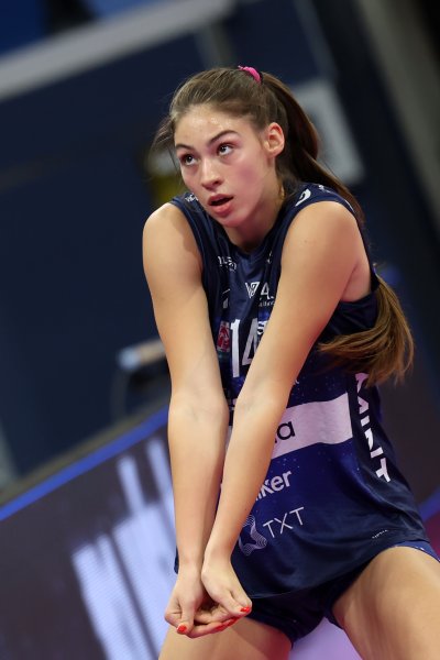 Хена Куртагич1