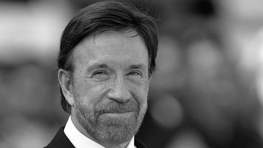 Големите екшън звезди почетоха Чък Норис: Пази се, зъл свят, на портите ти стои важен ангел