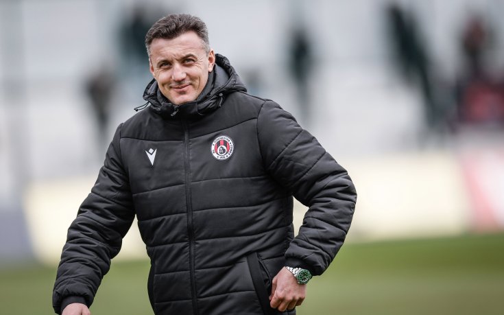 Станислав Генчев се разделя с Локомотив София