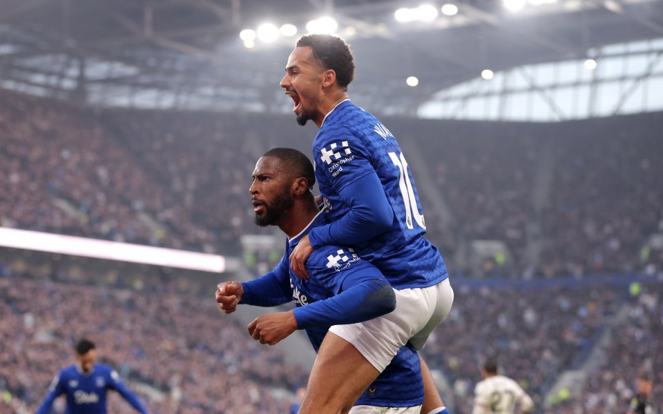 НА ЖИВО: Евертън - Челси 2:0, Бето с втори гол