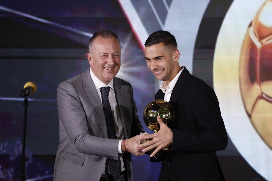 Футболист на Годината1