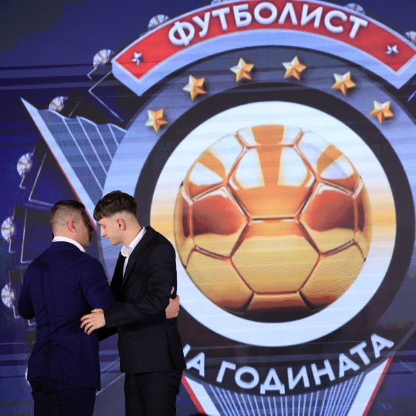 Футболист на Годината1