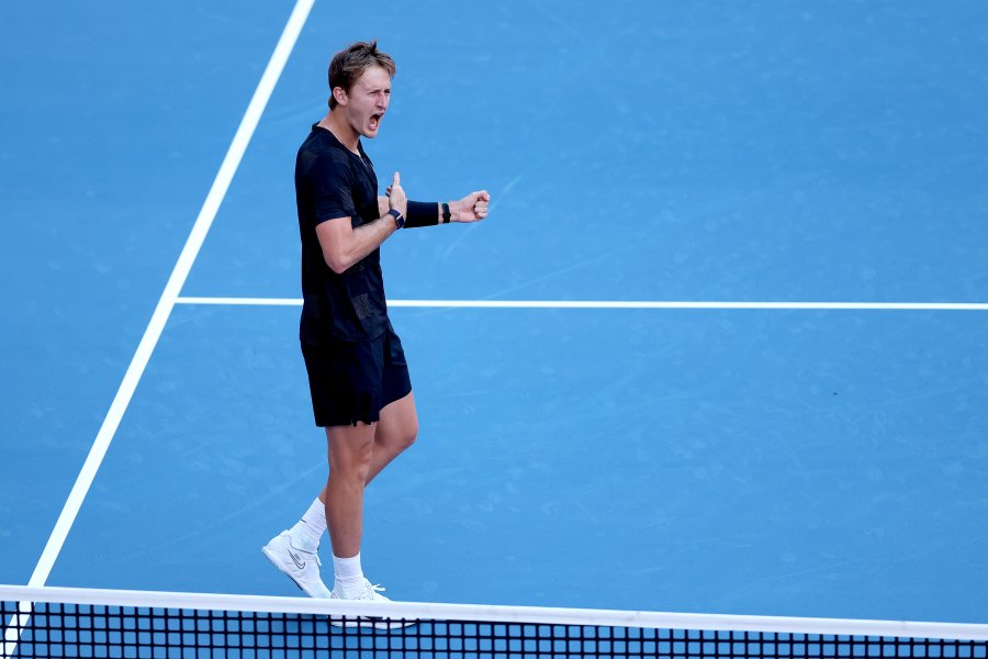 Карлос Алкарас Себастиан Корда1