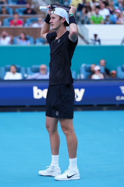 Карлос Алкарас Себастиан Корда1