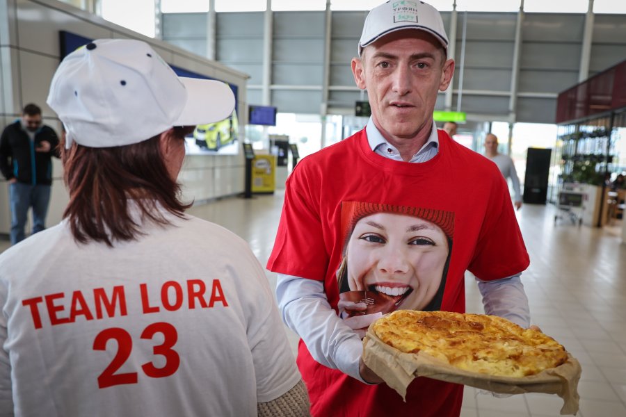 Лора Христова се завърва в България след Зимните олимпийски игри1