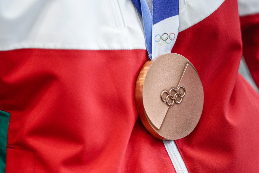 Лора Христова се завърна в България1