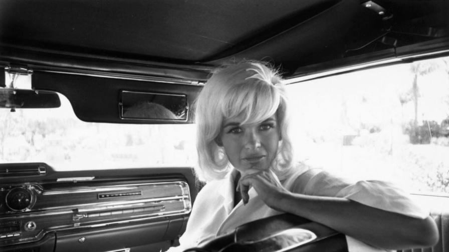 Сатанинско проклятие и слухове за обезглавяване: Истината за ужасяващия край на Джейн Мансфийлд