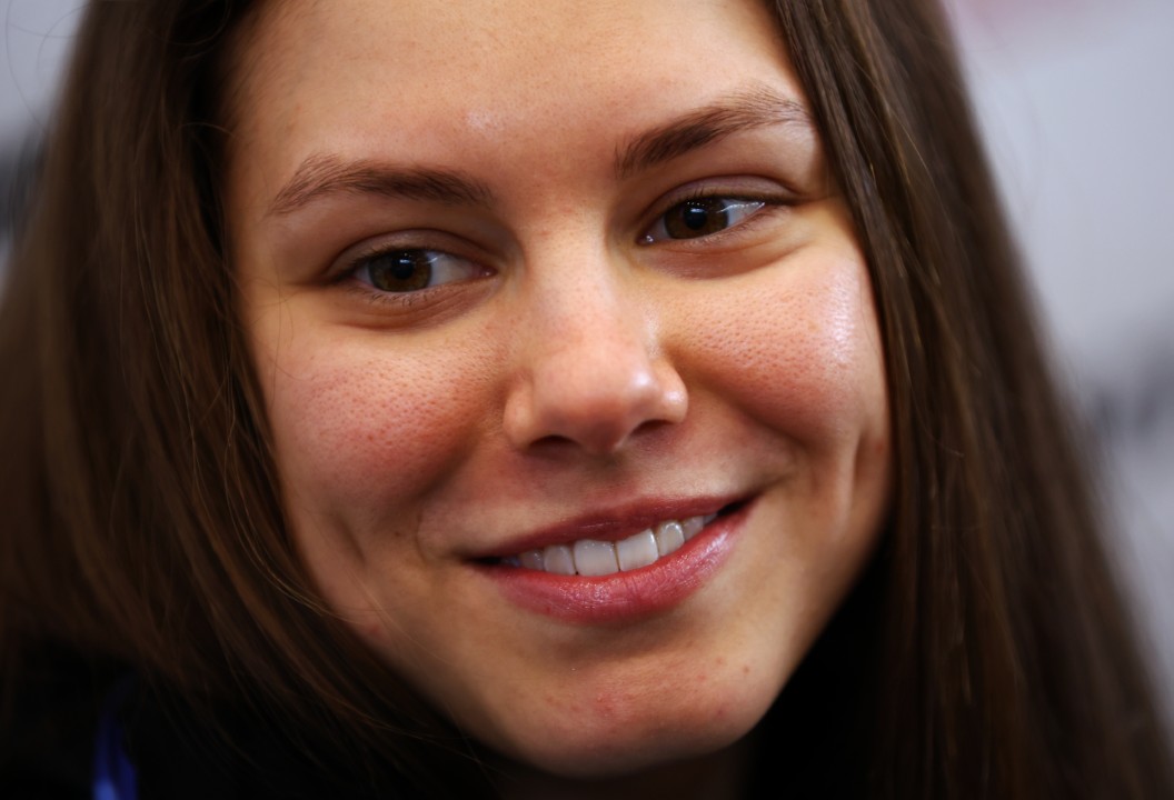 <p>Гордост, сълзи от щастие и заслужени аплодисменти! Бронзовата медалистка от Зимните олимпийски игри в Милано-Кортина Лора Христова стъпи отново на българска земя. На Терминал 2 тя бе посрещната подобаващо заедно с част от останалите ни националните състезатели по биатлон.</p>