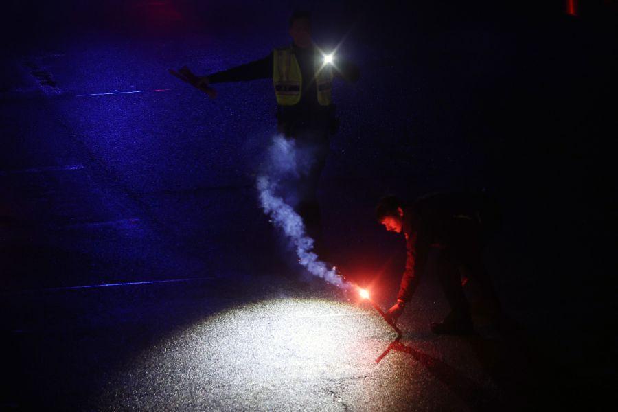 <p>Инцидент със самолет на летище "ЛаГуардия" в Ню Йорк.</p>