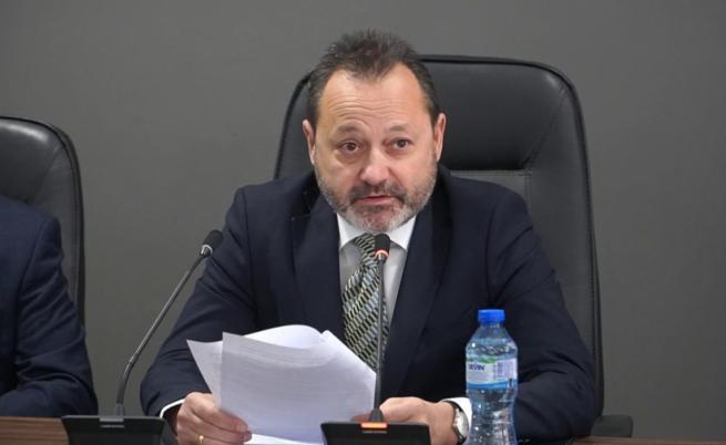 Регионалният министър: АПИ е похарчила пари за пътища за две години напред