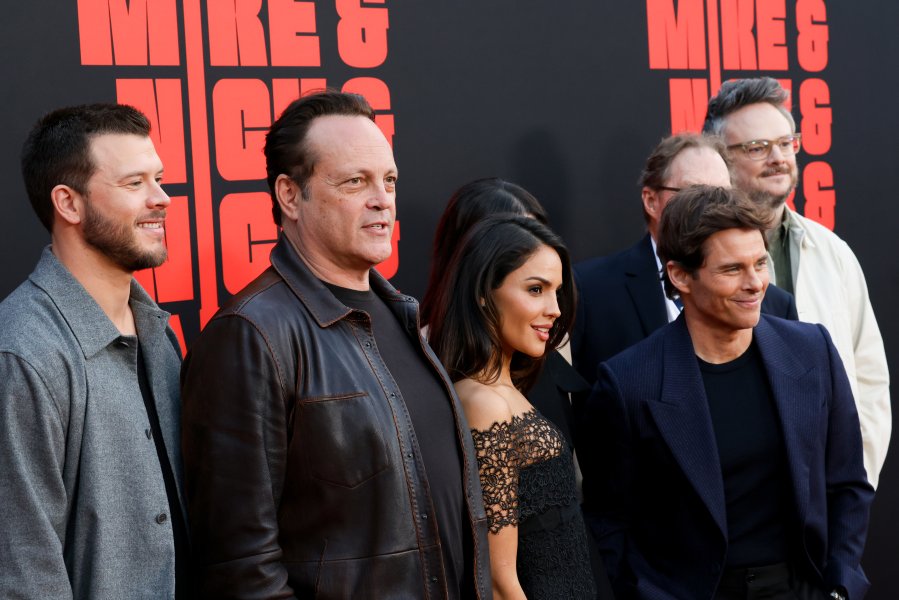 Ейса Гонсалес1