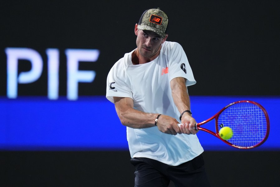 Томи Пол Артюр Фис1