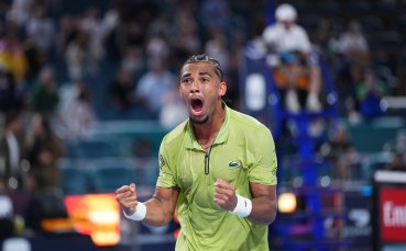 Артюр Фис спаси четири мачбола в Маями за първи 1/2-финал, Зверев също продължава